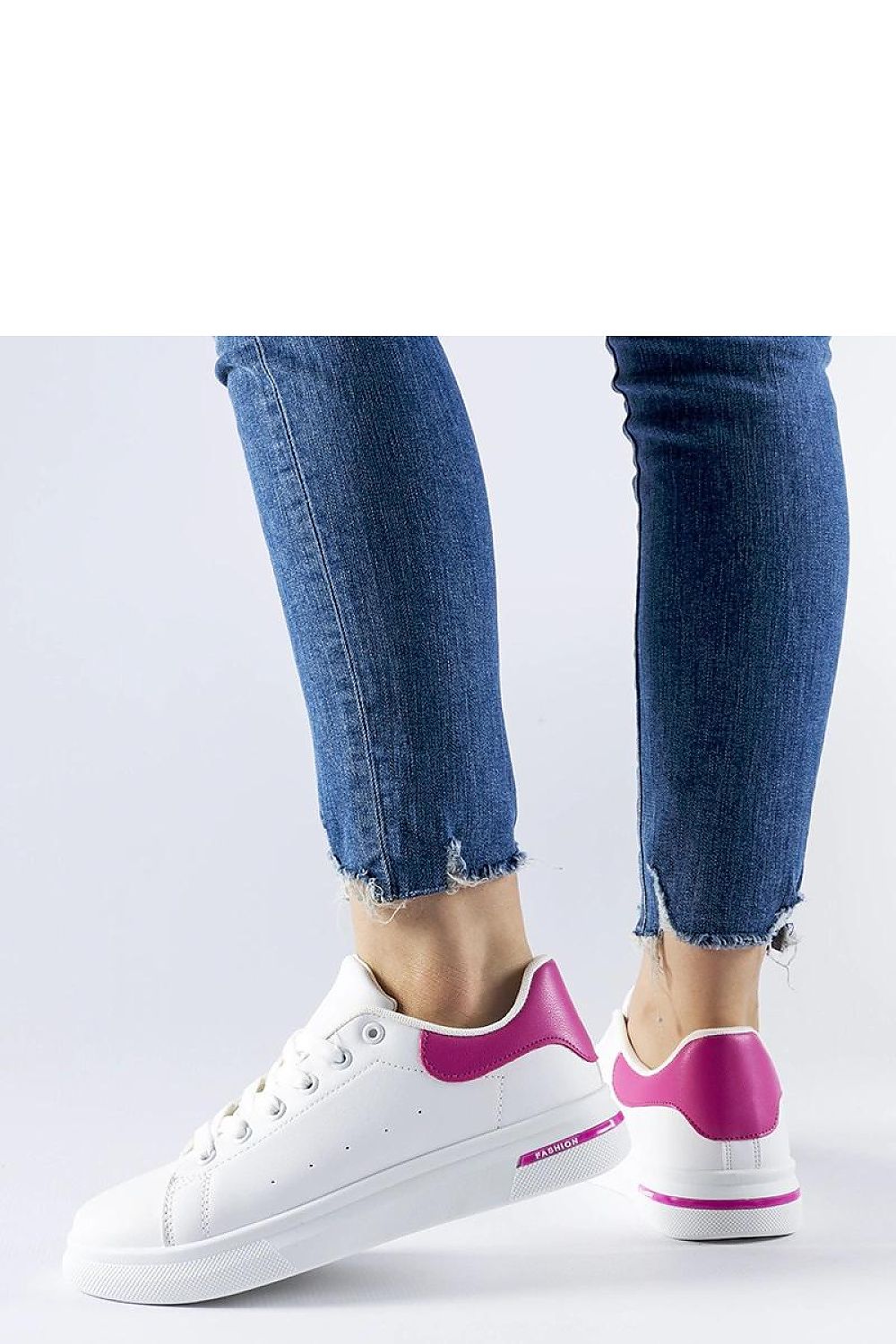 Tenişi model 207573 Solea