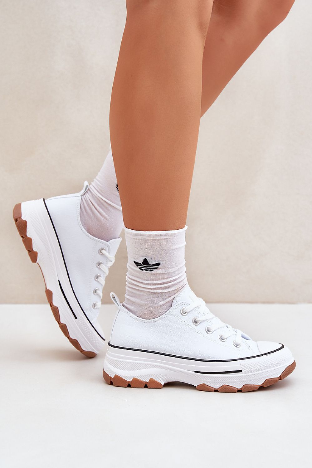  Tenişi model 206797 Step in style 