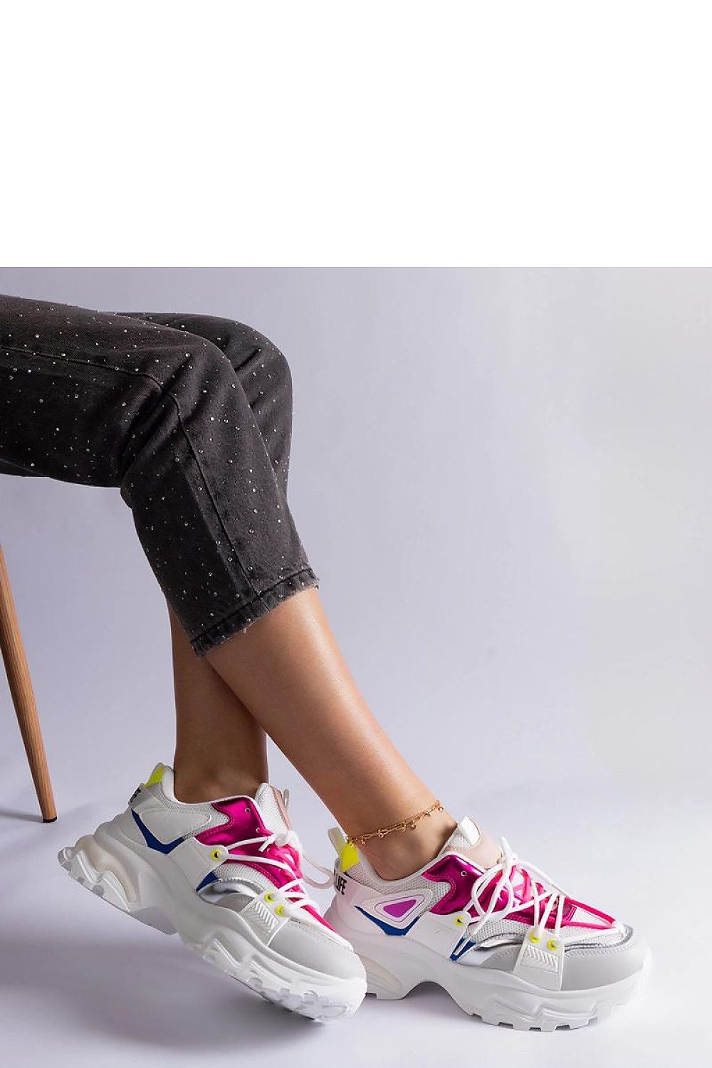  Tenişi model 207167 Solea 