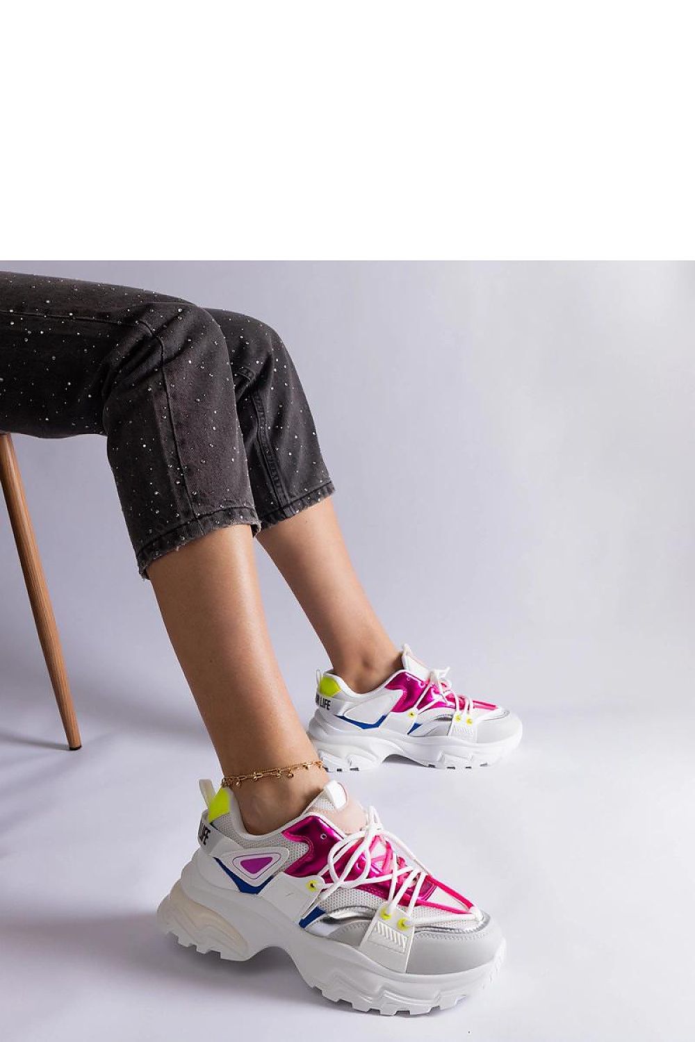  Tenişi model 207167 Solea 